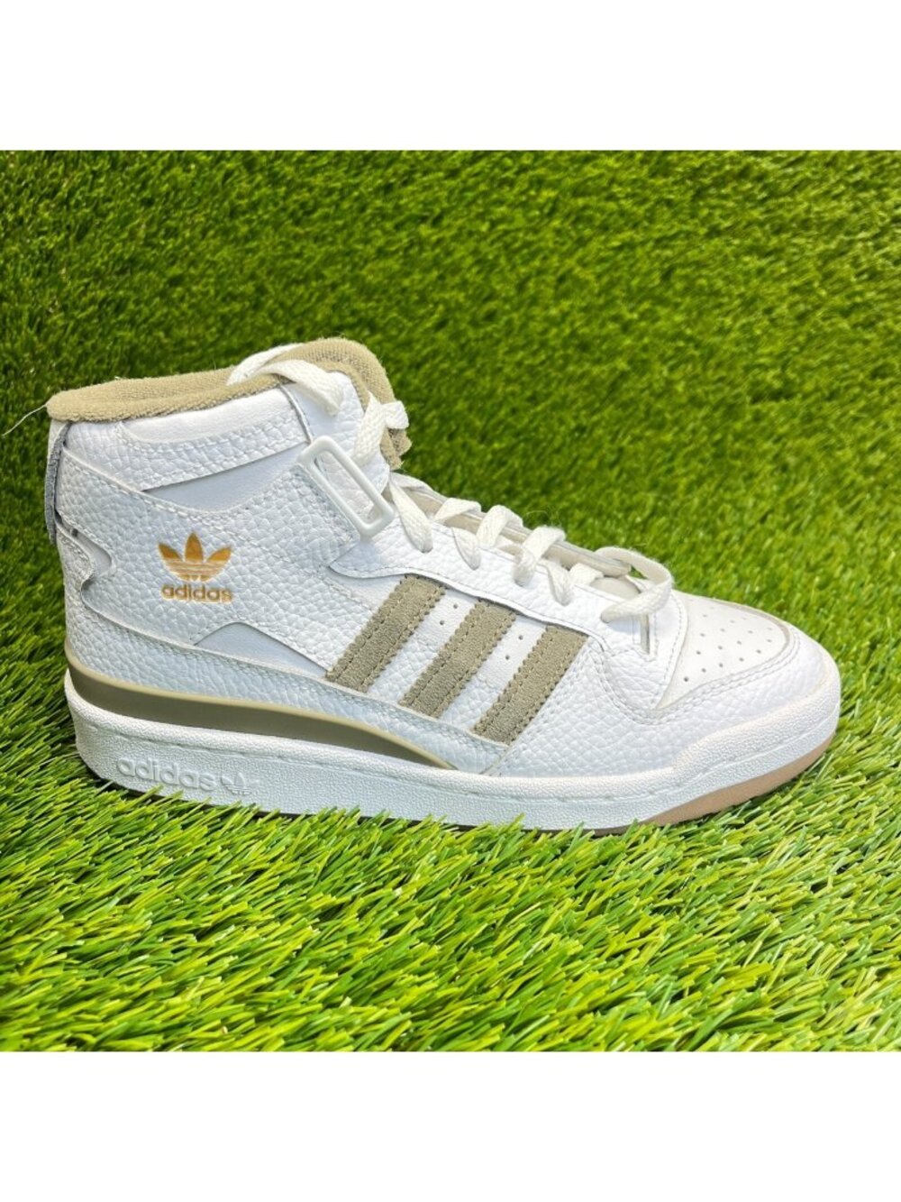 Adidas Forum Mid Boys Size 4Y White Green Gum Athletic Leather Shoes Sneakers